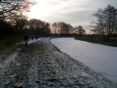 More frozen canal