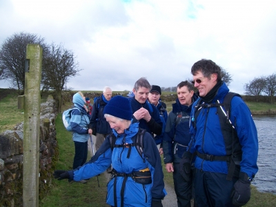 Queue for the stile