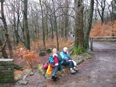 Mary and Ruth enjoy lunch