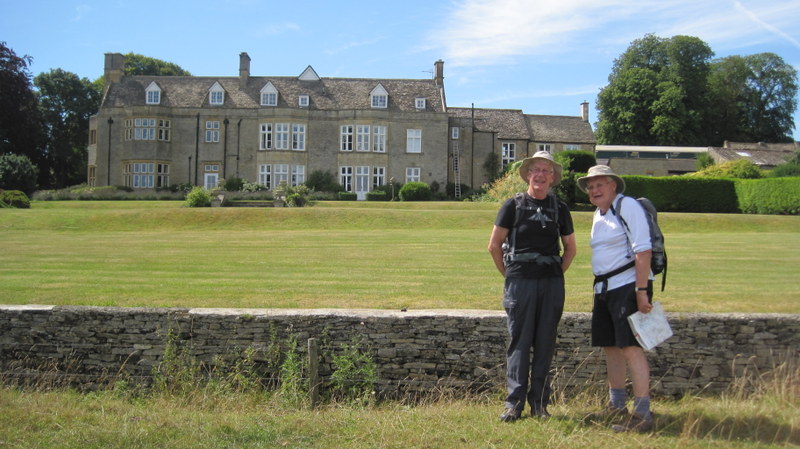 Pete and Reg with impressive house