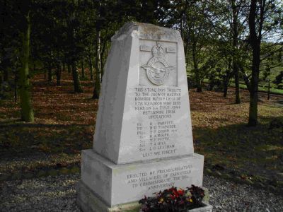 04 Halifax Bomber Memorial Farnsfield